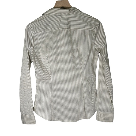 NWT Quintessential Pinstripe Button Down Long Sleeve Shirt Women’s Size Medium - Picture 7 of 14